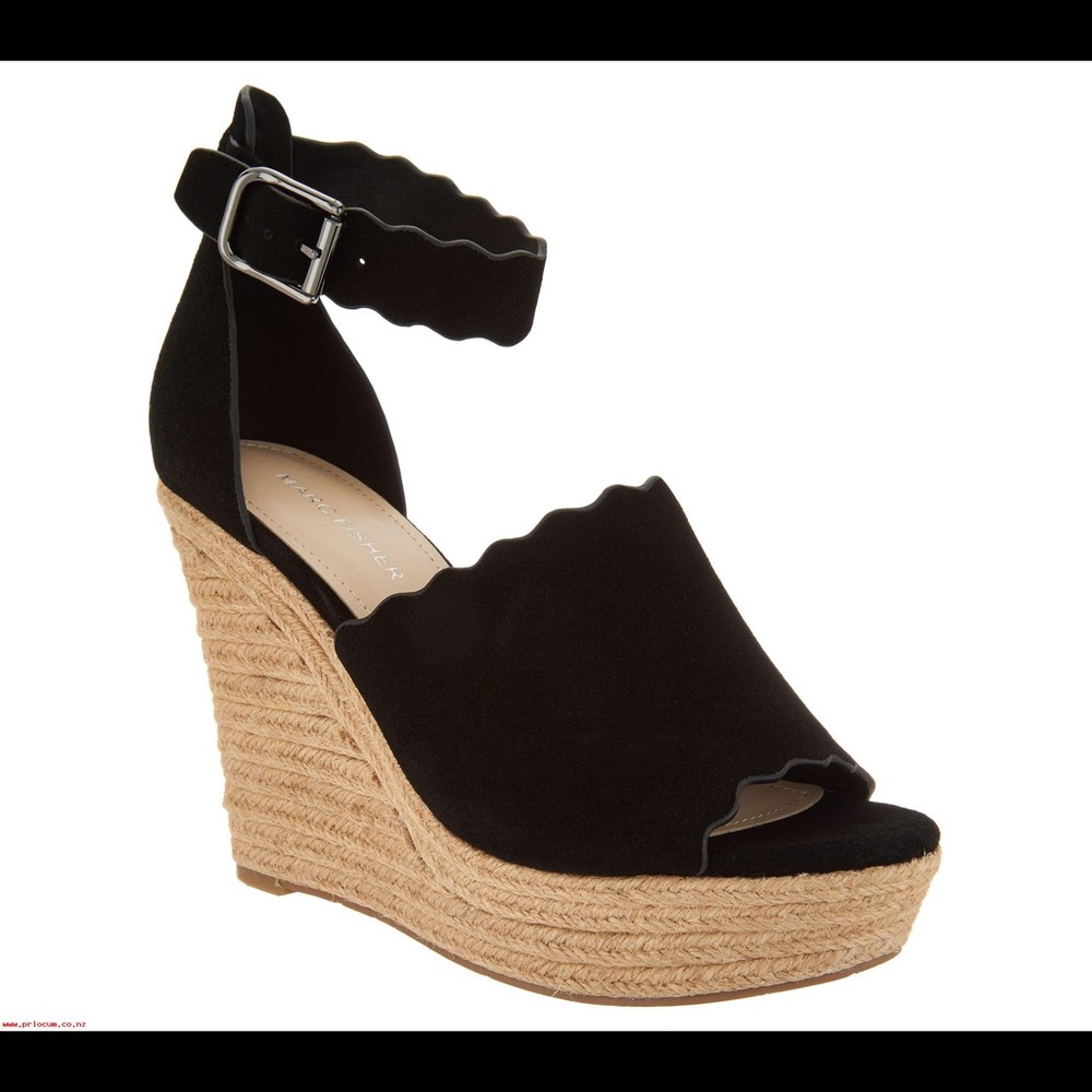 **EUC** Marc Fisher black espadrille wedge